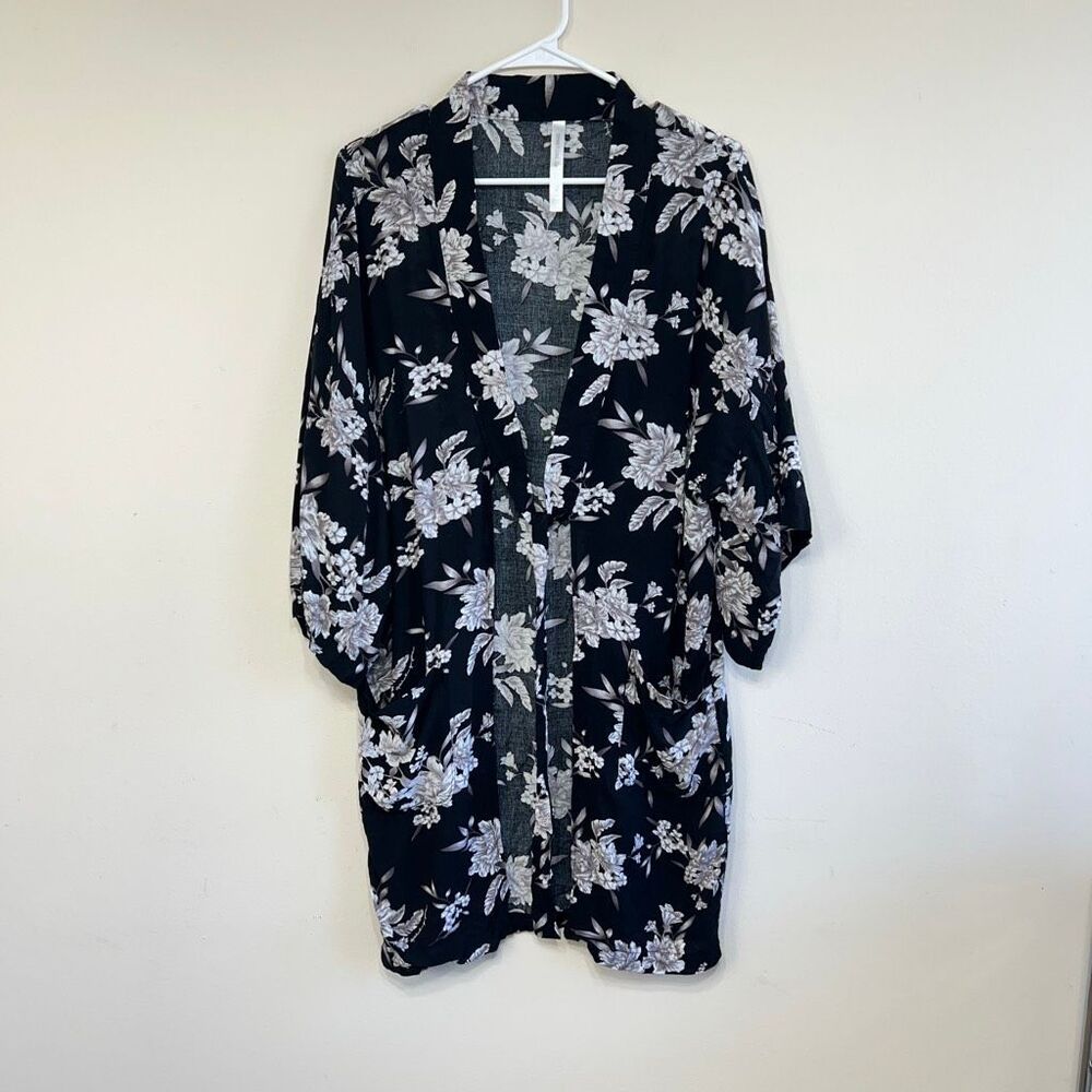 Spiritual Gangster Womens Floral Rayon Tie Front Maya Kimono Robe Black OS - Picture 1 of 7